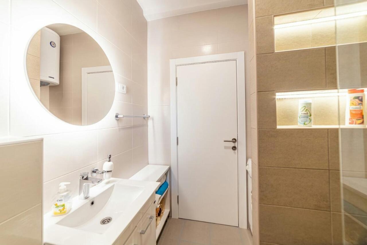 Apartman Danube Lux Nowy Sad Zewnętrze zdjęcie
